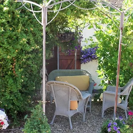 La Buzardiere Chambres D'hotes Malicorne-sur-Sarthe