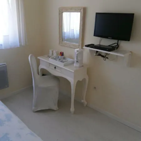 Bed & Breakfast La Buzardiere Chambres D'hotes *